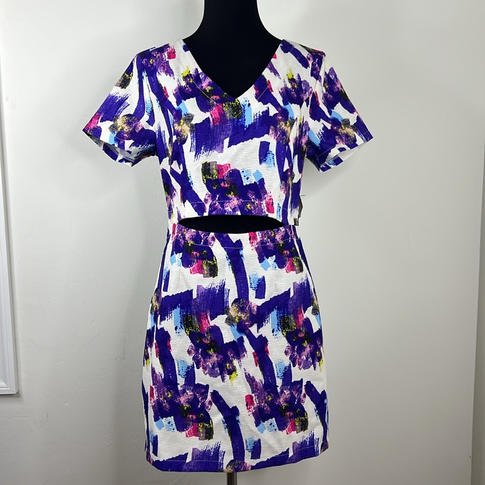 VERY J Purple Print V-Neck Open Front Dress M